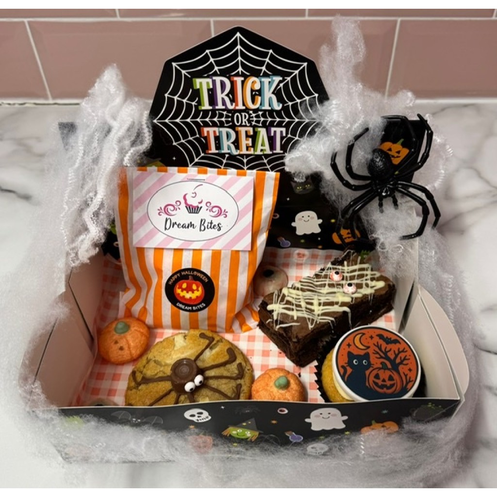Halloween Trick or Treat Box